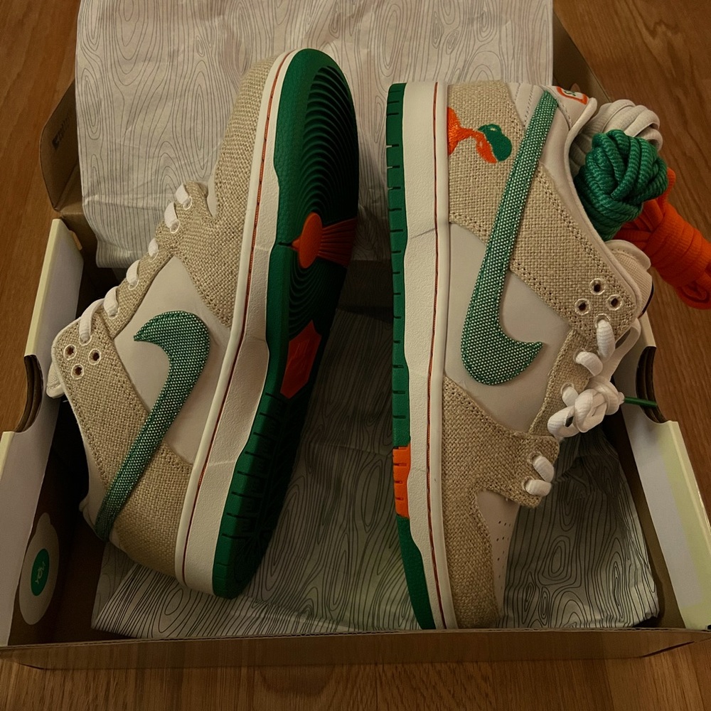 Nike sb Jarritos